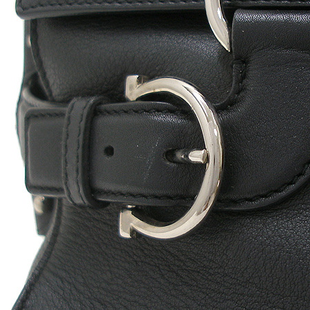 Ferragamo(��󰡸�) 21 4862 ���� ��ġ�� ����� [��������] �̹���4 - ���̺��� �߰���ǰ
